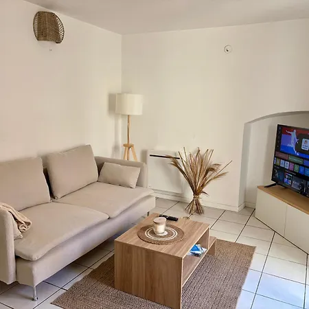 Appartamento T3 Centre-ville Avec Patio Privé&calme